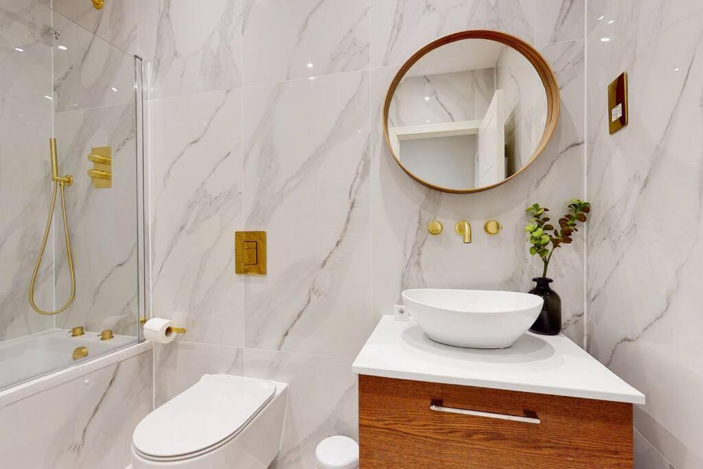 Elegant 2Bed Flat 10Min To Wimbledon Tennis Courts London Exterior photo